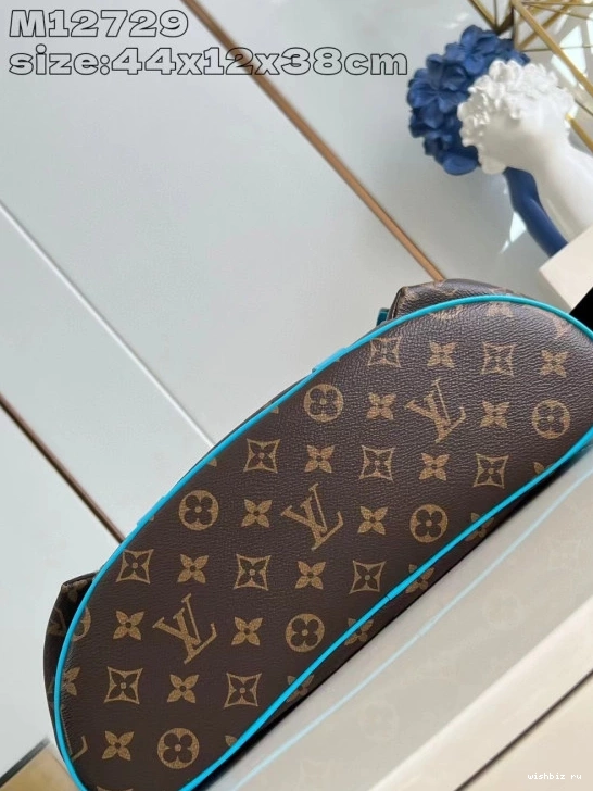 WIS Christopher Vuitton MM-38*44*12.5CM Louis Backpack 0709